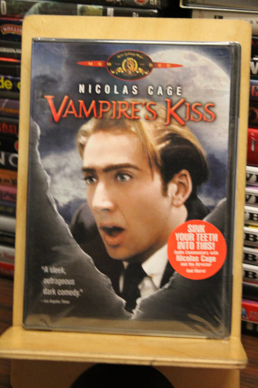 Vampire's Kiss DVD