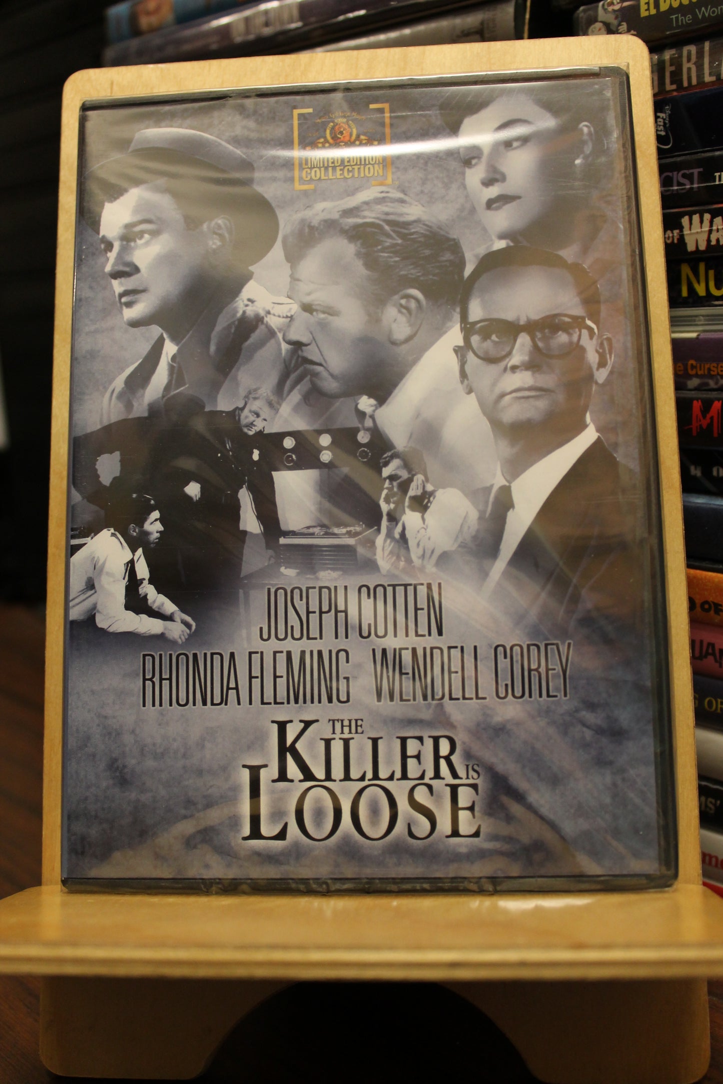 The Killer Is Loose DVD