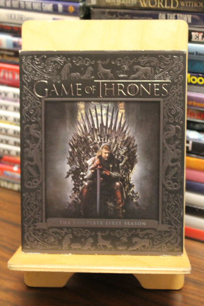 Game of Thrones: The Complete First Season Blu-ray