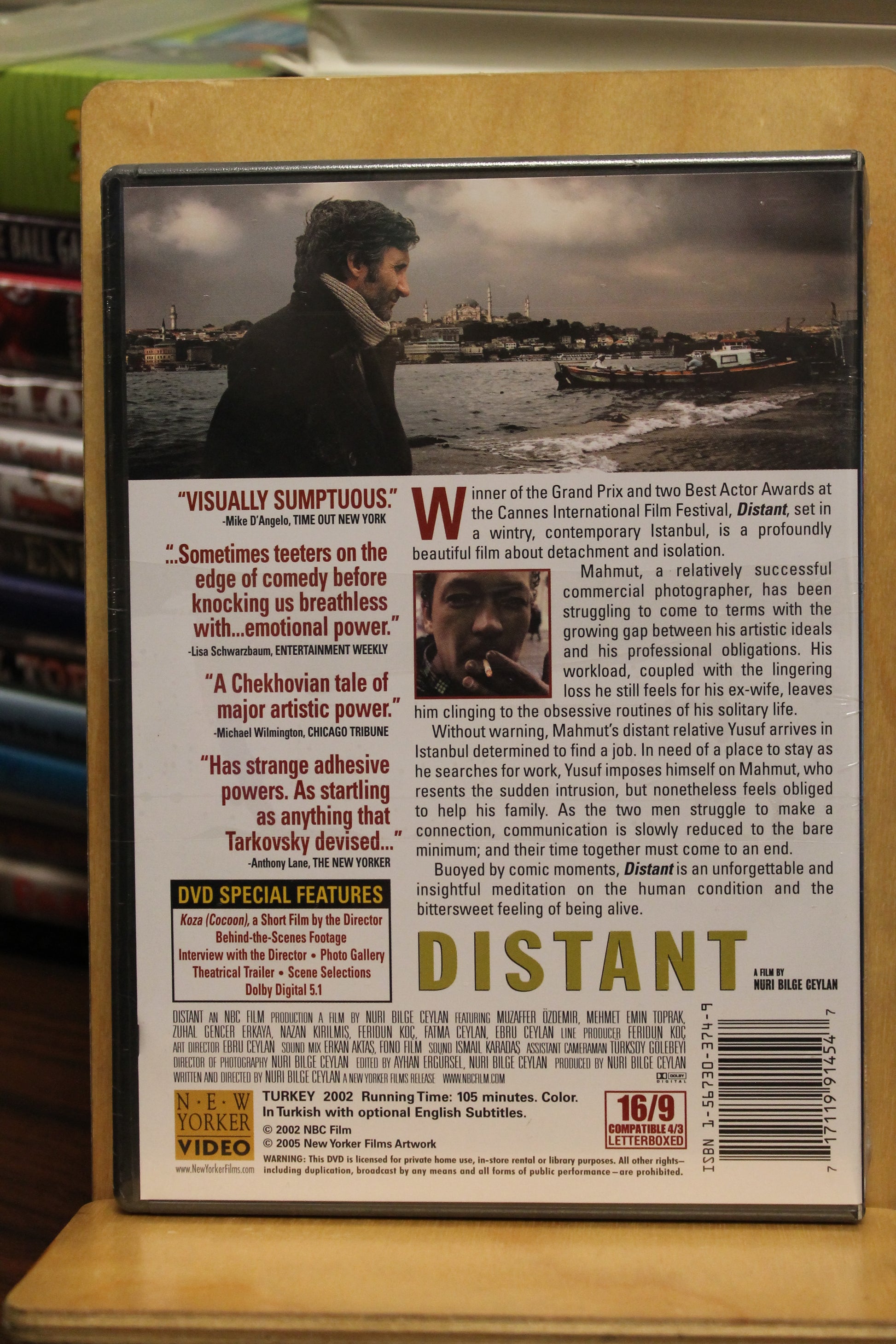 Distant DVD