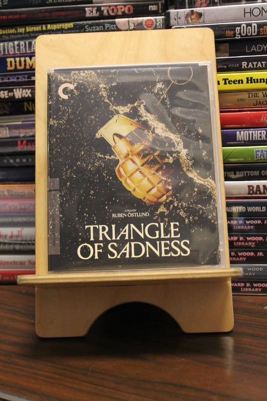 Triangle of Sadness USED